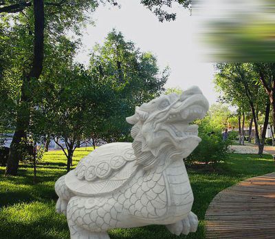 公園里擺放的漢白玉石雕創(chuàng)意龍龜?shù)袼? /></figure>
                    <p>公園里擺放的漢白玉石雕創(chuàng)意龍龜?shù)袼?/p>
                </a></li>
                            <li><a href=