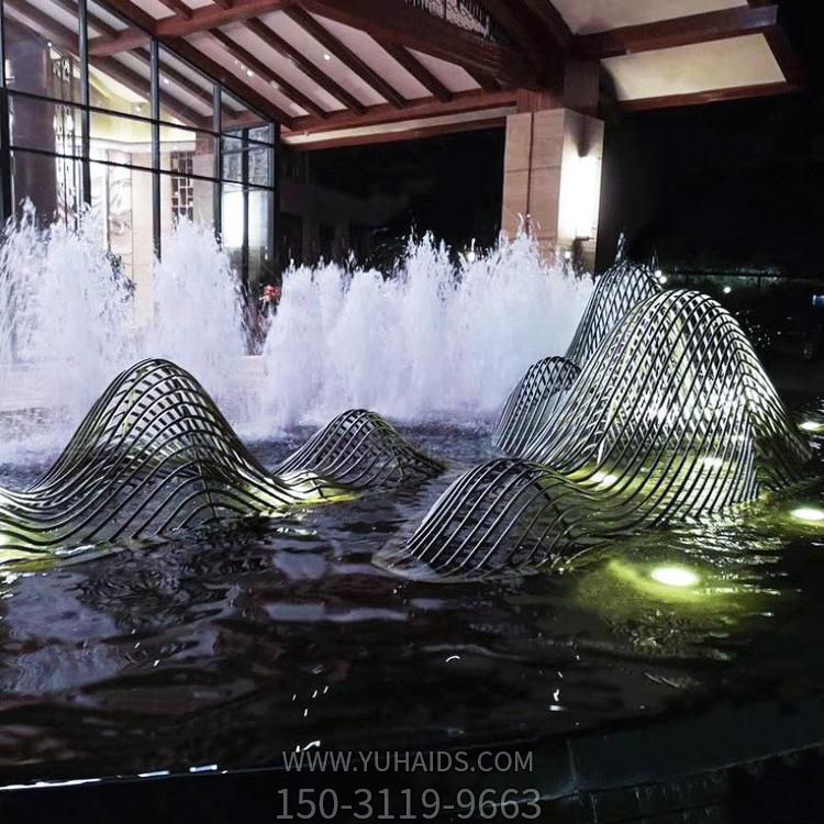 戶外噴泉水景流水擺件不銹鋼鏤空假山雕塑