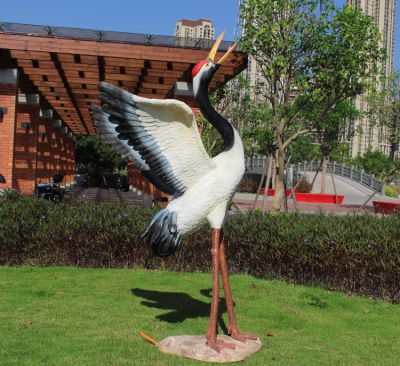 玻璃鋼彩繪創意公園景區丹頂鶴雕塑